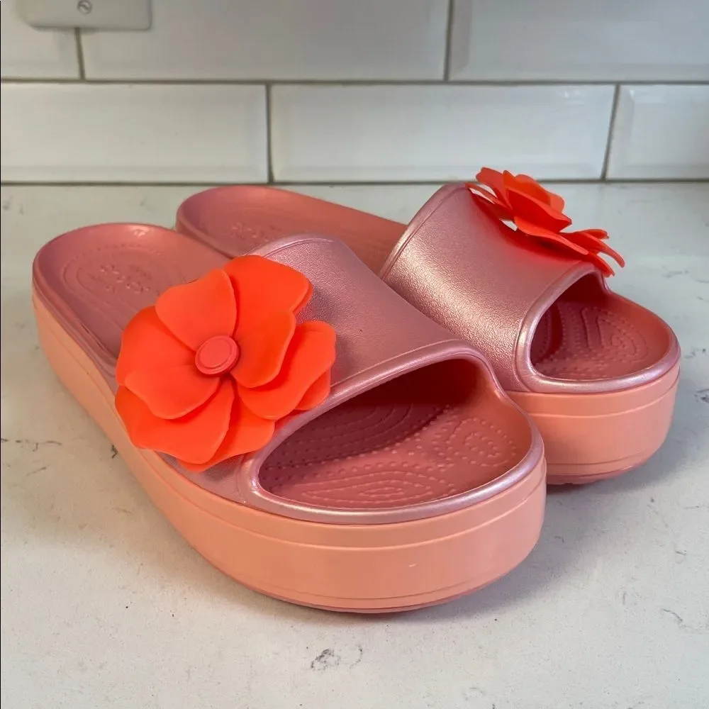 Crocs Crocband™ Platform Vivid Blooms Slide Women's Pink Floral Sandals Size 9